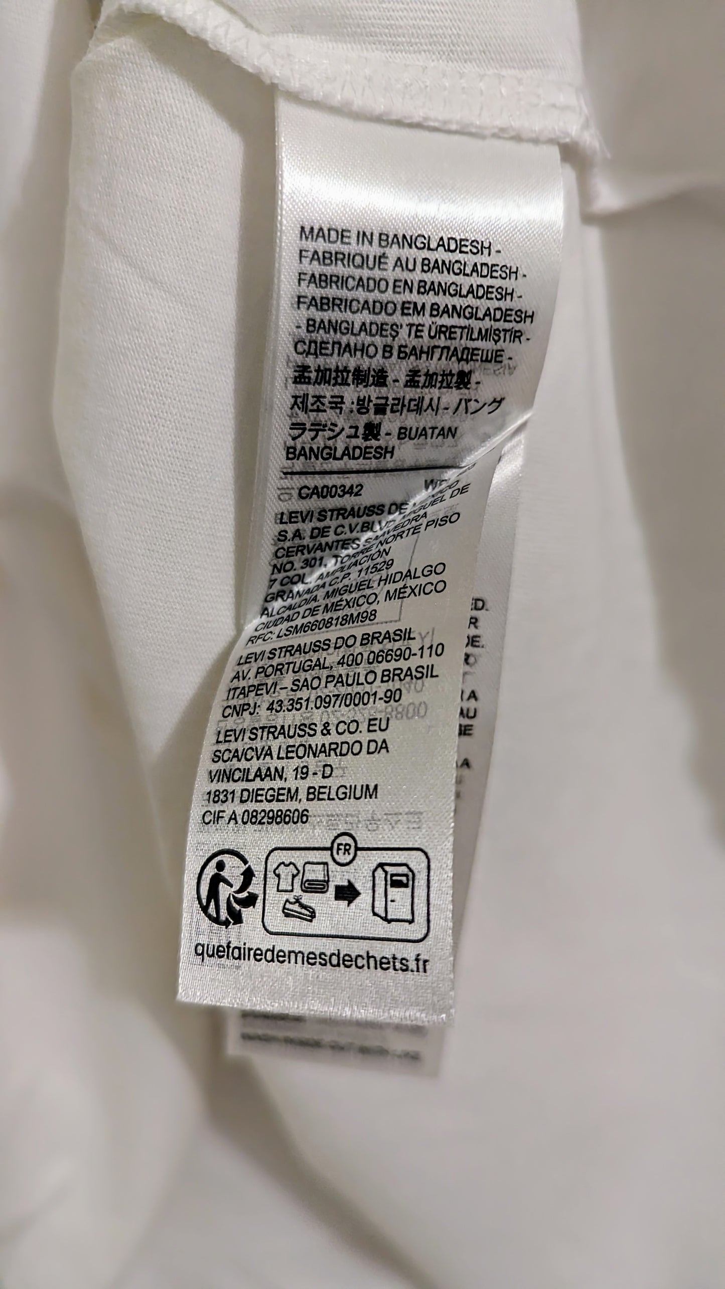LEVIS Damen T-Shirt Gr. 48 oder 52