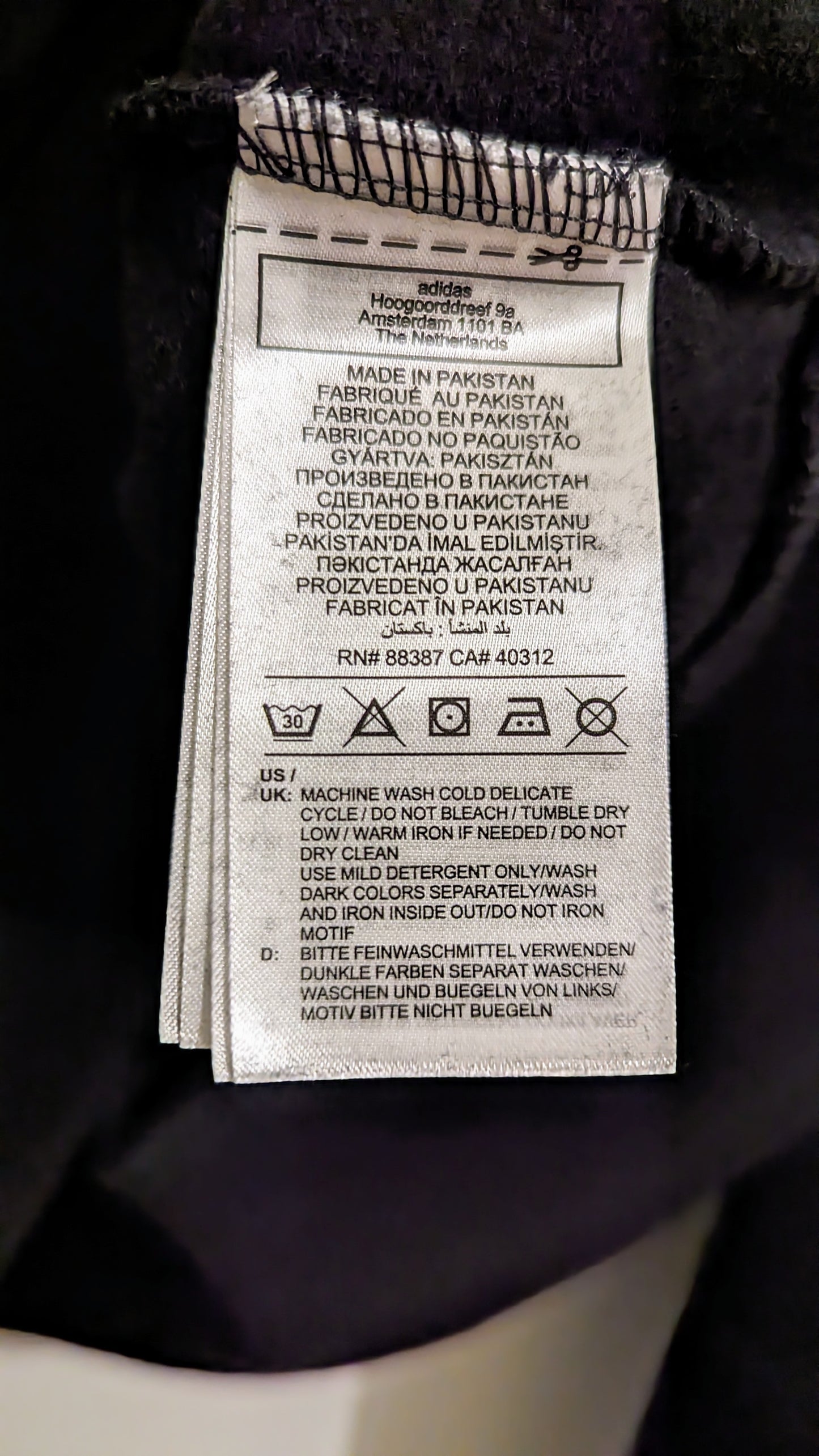 ADIDAS Damen Sweatshirt Gr. 52