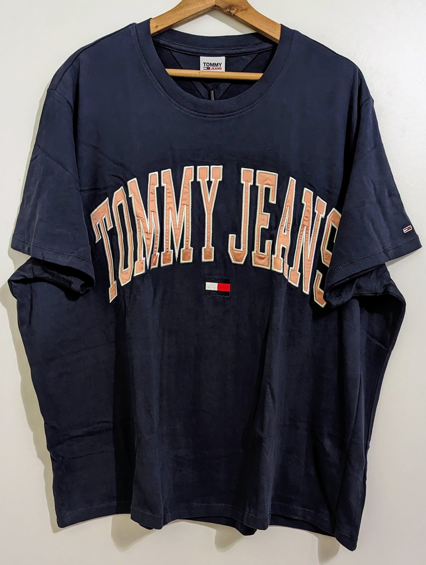 TOMMY JEANS Damen T-Shirt Gr. 50