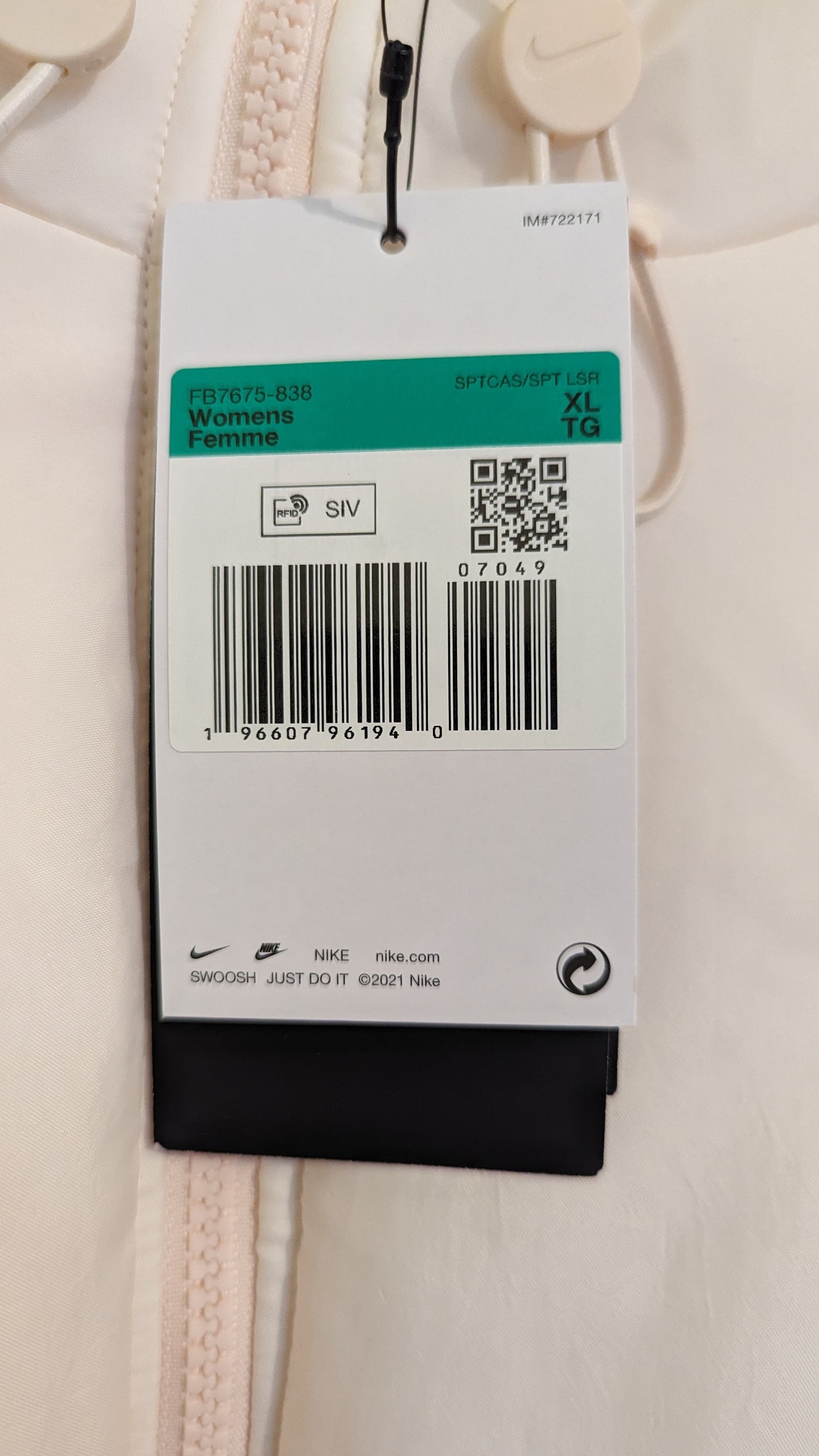 NIKE Damen Wintermantel Gr. 48/50