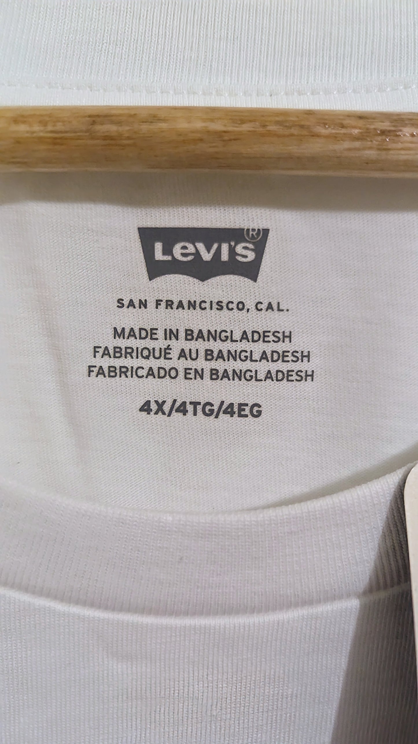 LEVIS Damen T-Shirt Gr. 48 oder 52