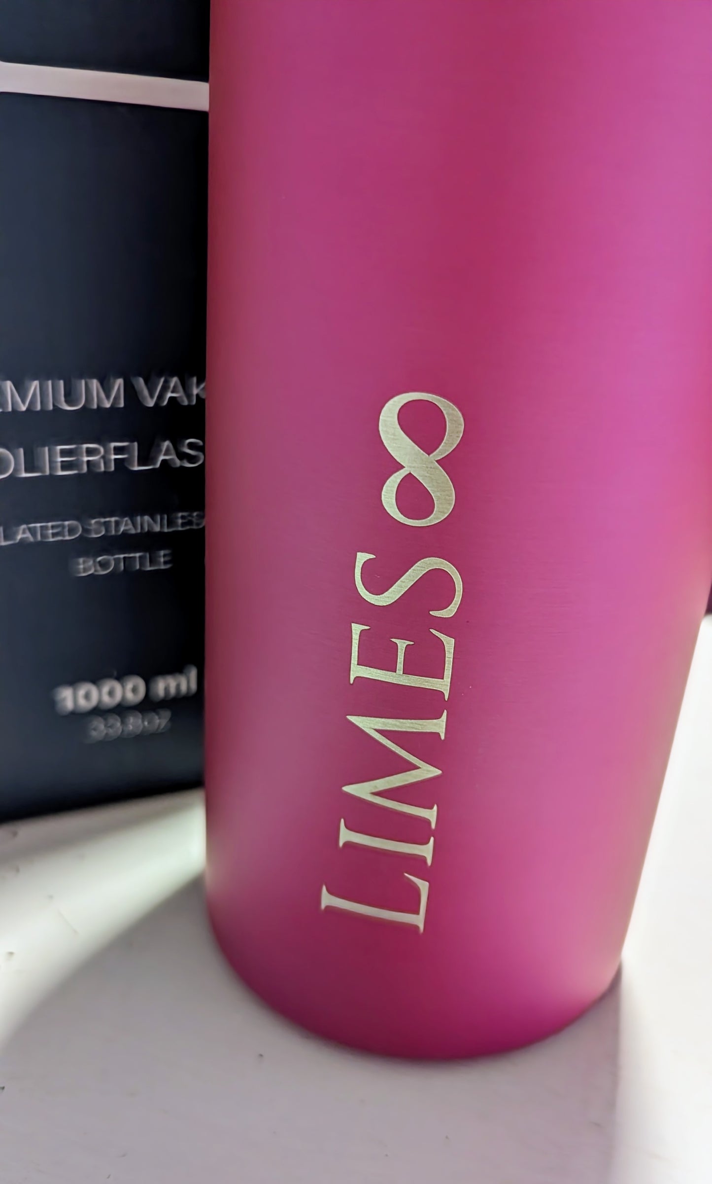LIMES 8 Isolierflasche 1L