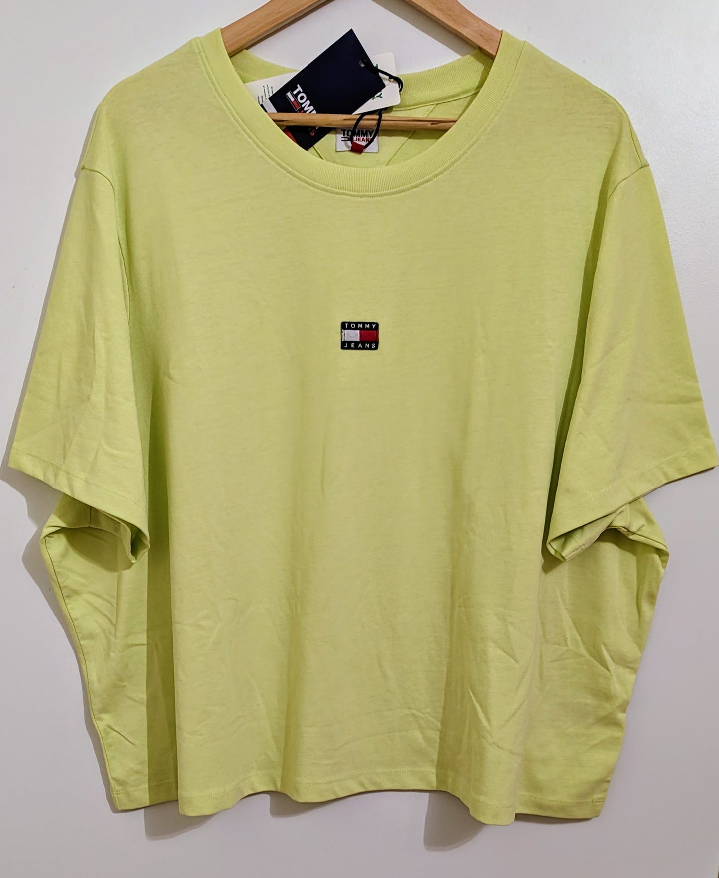 TOMMY JEANS Damen T-Shirt Gr 50
