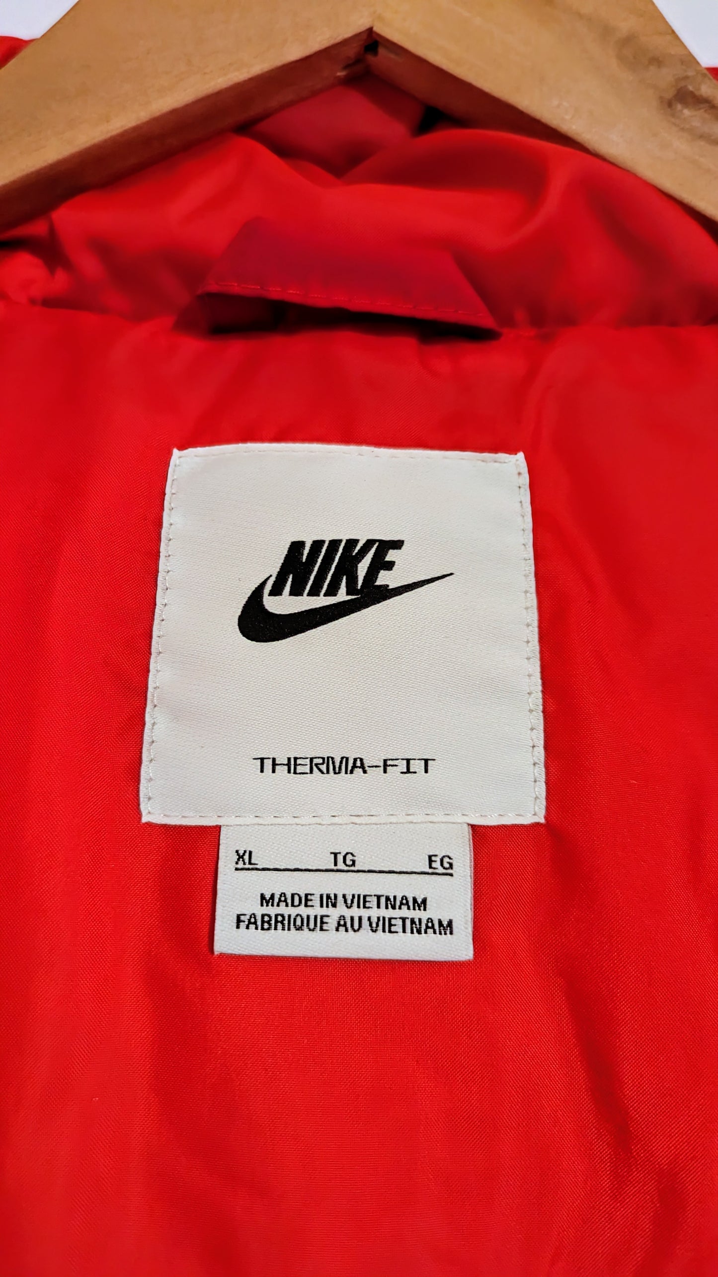 NIKE Damen Winterjacke Gr. 48