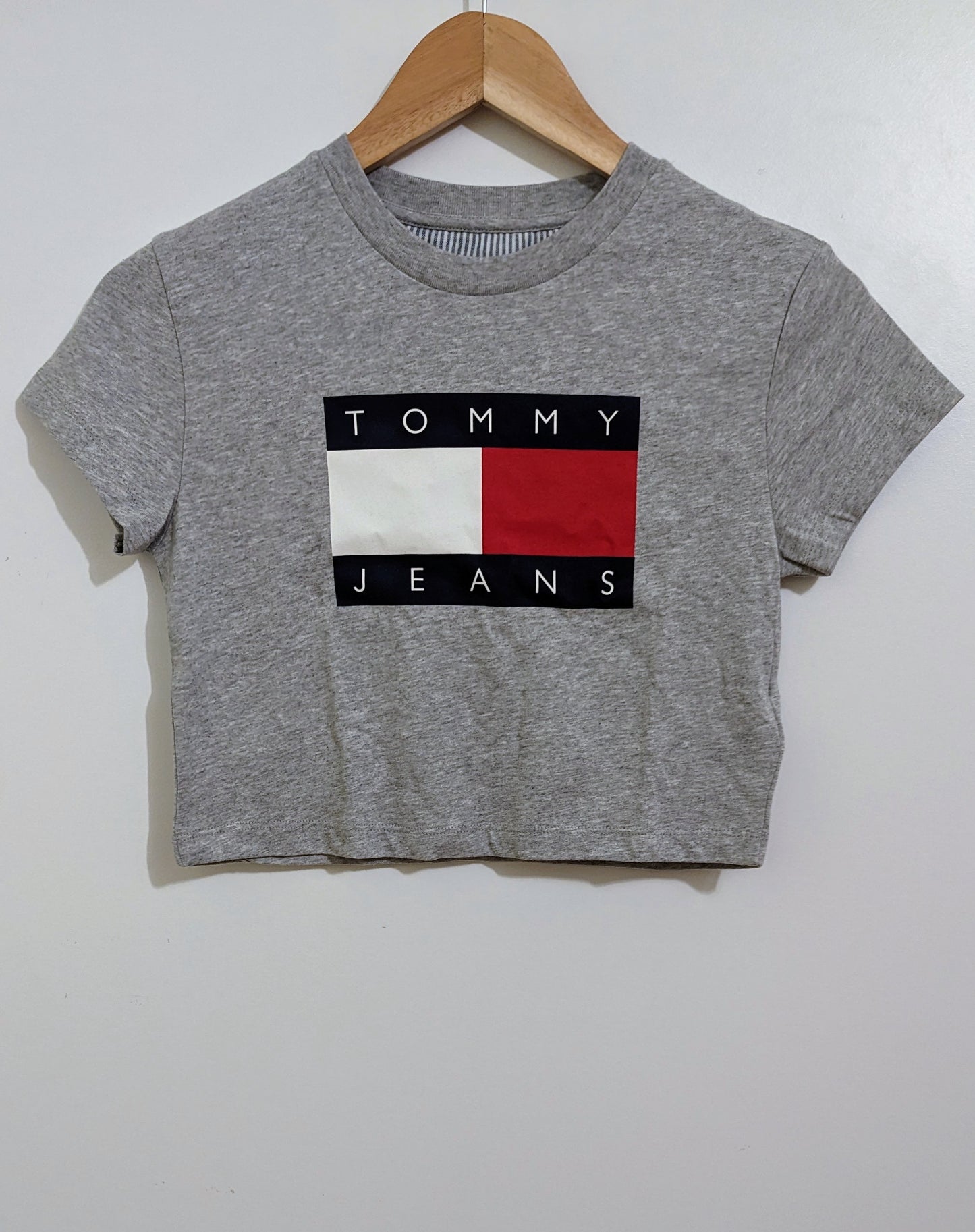 TOMMY JEANS Mädchen T-Shirt Gr. 128