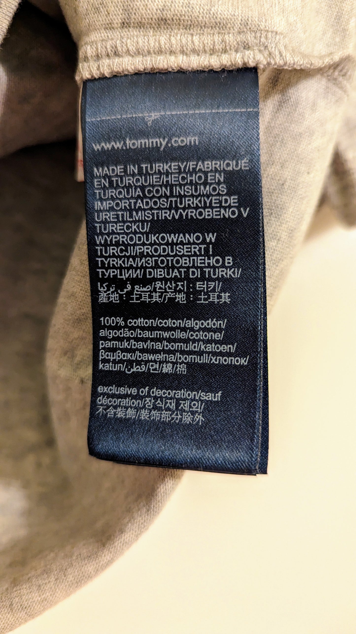 TOMMY JEANS Mädchen T-Shirt Gr. 128