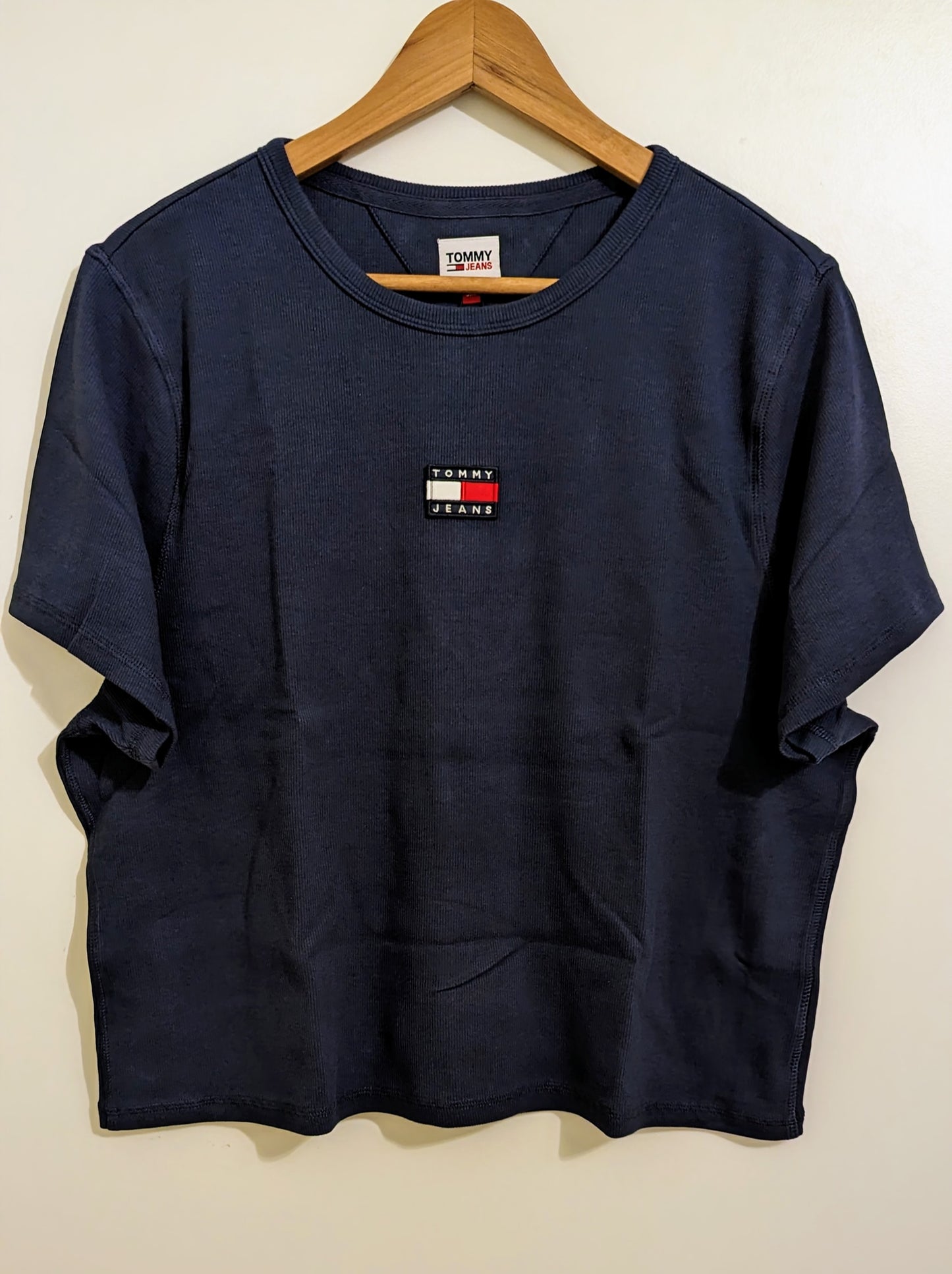 TOMMY JEANS Damen Feinrip T-Shirt Gr. 44