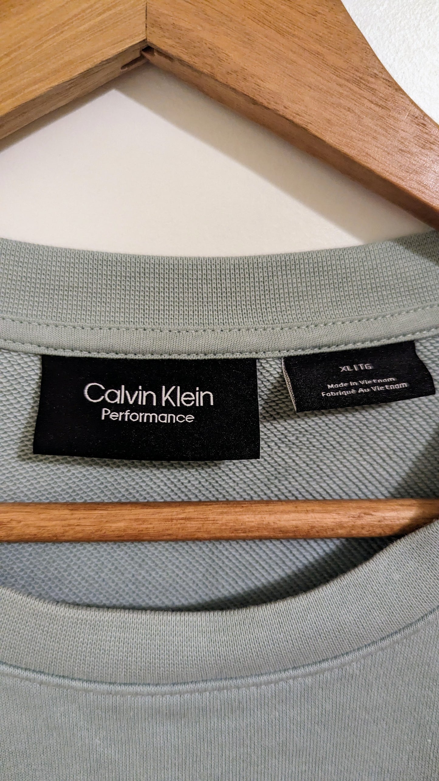 CALVIN KLEIN PERFORMANCE Cropped Damen Sweatshirt Gr. 42/44