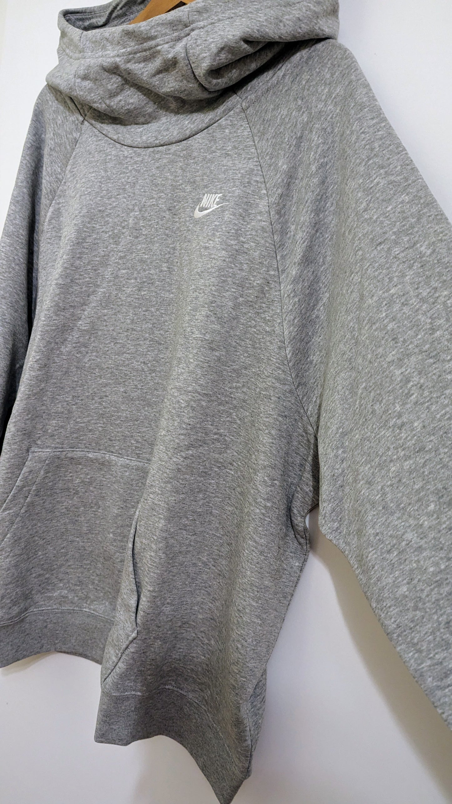 NIKE Damen Hoodie Gr. 52