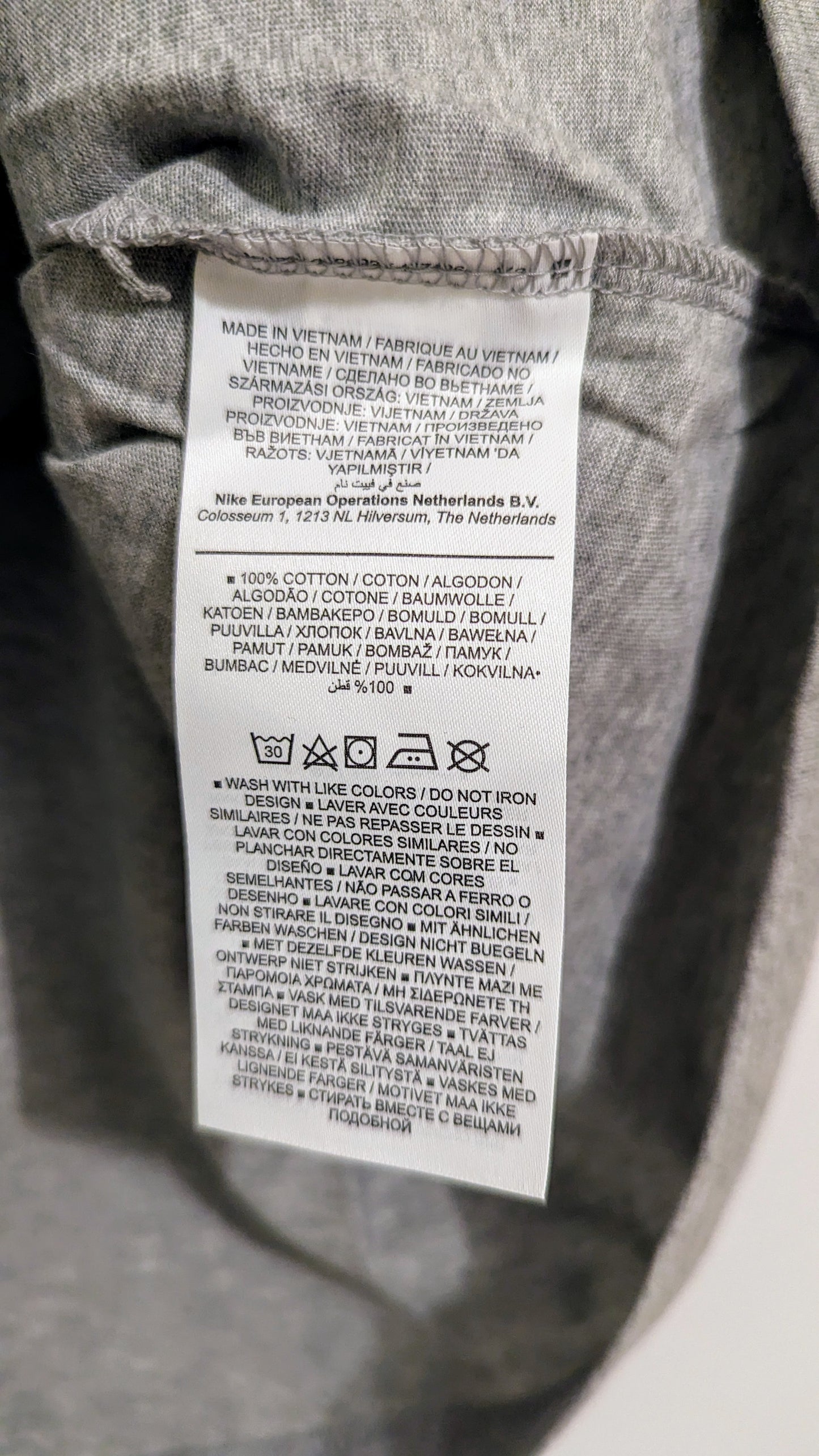 NIKE Damen Shirt Gr. 44